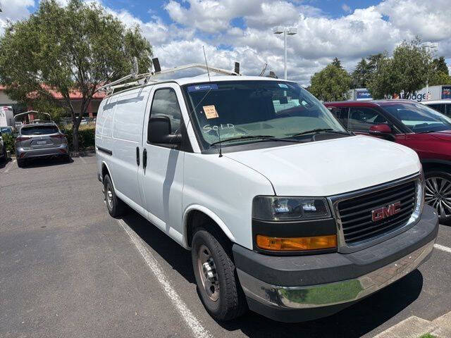 2021 GMC Savana 2500