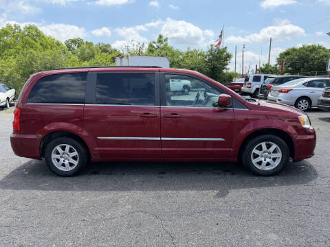 2011 Chrysler Town and Country Touring
