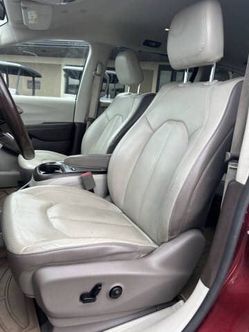 2019 Chrysler Pacifica Touring L Plus