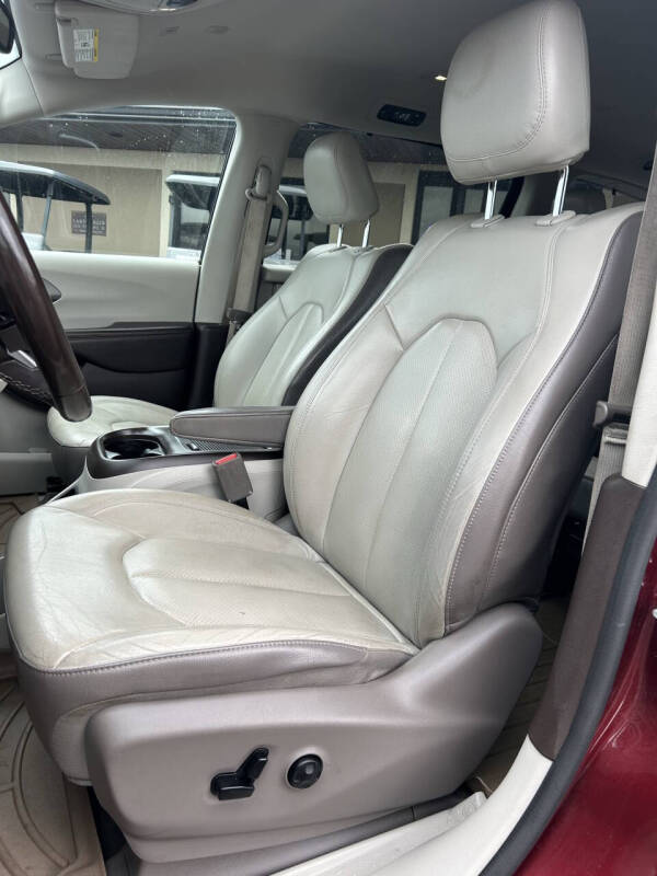 2019 Chrysler Pacifica Touring L Plus
