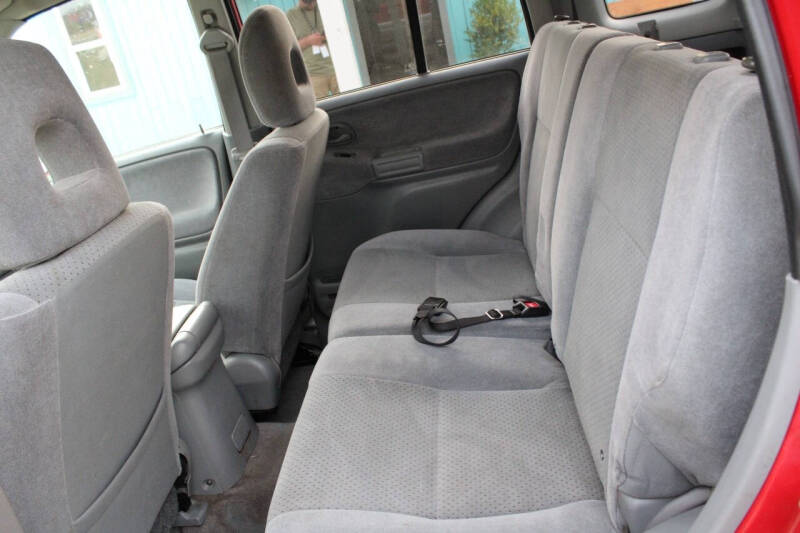 2004 Suzuki Grand Vitara LX