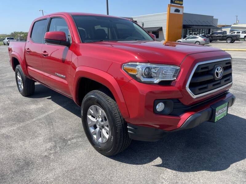2017 Toyota Tacoma for sale at Lipscomb Powersports in Wichita Falls TX