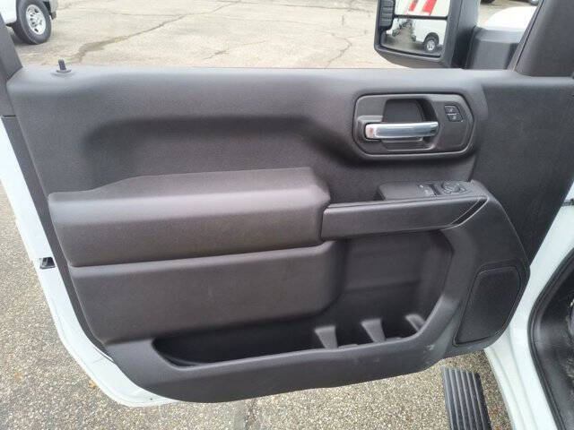 2024 Chevrolet Silverado 3500HD CC