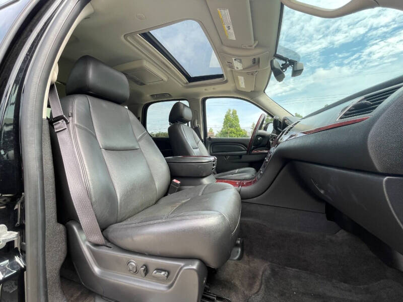 2014 Cadillac Escalade Luxury