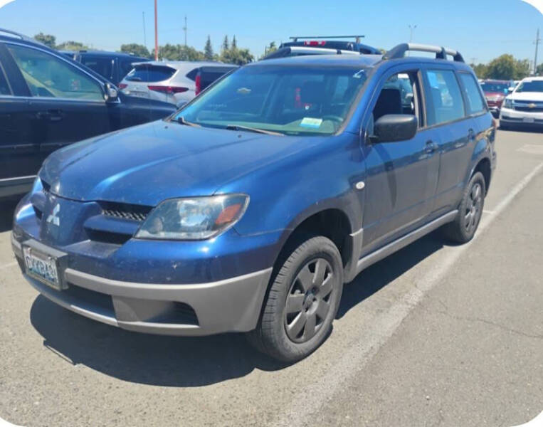 2003 Mitsubishi Outlander LS