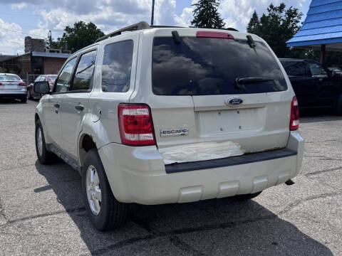2009 Ford Escape XLT