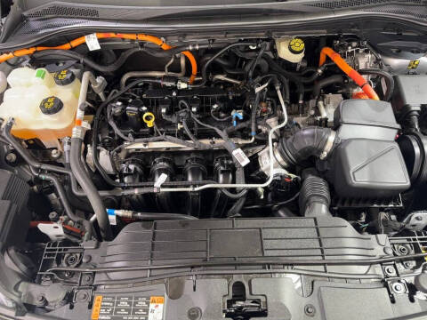 2021 Ford Escape Hybrid SE