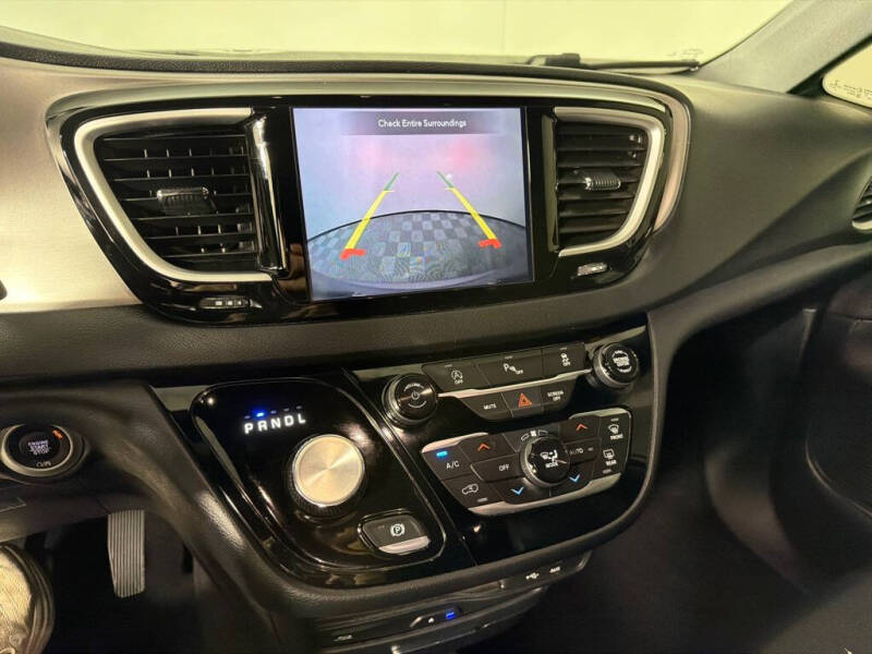 2020 Chrysler Pacifica Launch Edition