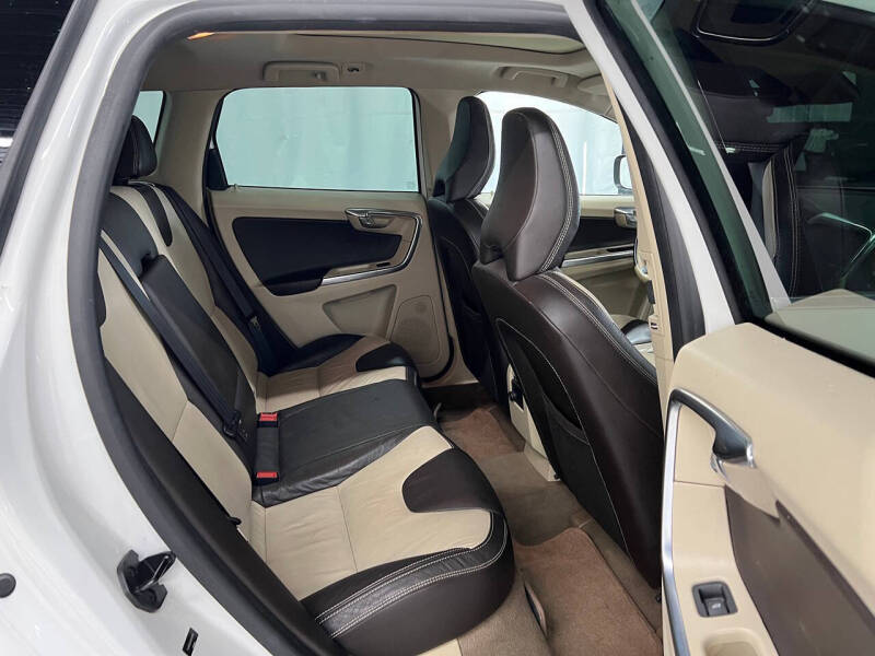 2013 Volvo XC60 3.2 Premier Plus