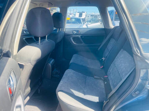 2005 Subaru Outback 2.5i