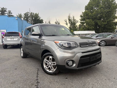 2019 Kia Soul +