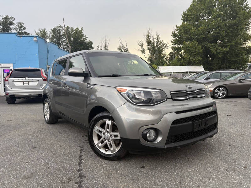 2019 Kia Soul +