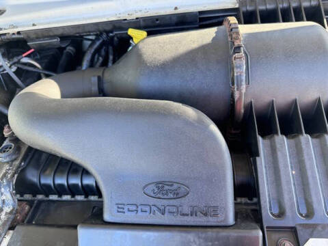 2002 Ford E-Series E-250