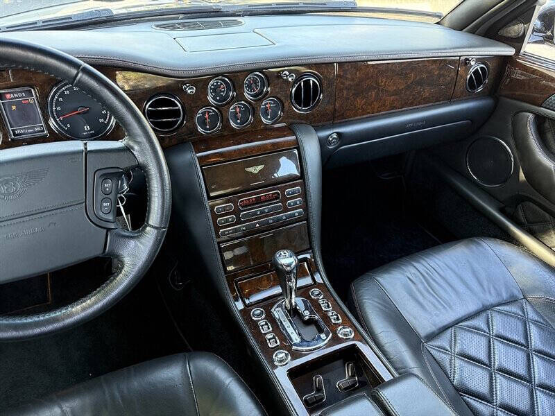 2007 Bentley Arnage 23