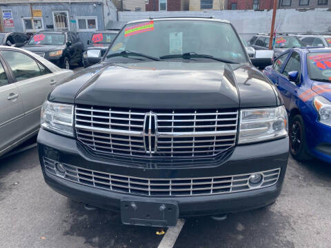 2013 Lincoln Navigator for sale at K J AUTO SALES in Philadelphia PA