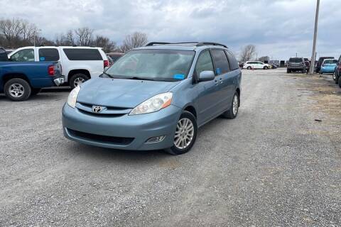 2008 Toyota Sienna for sale at Bad Credit Call Fadi in Dallas TX