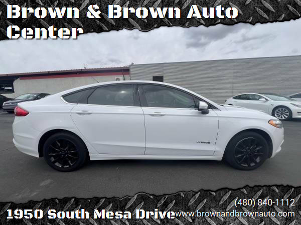 2017 Ford Fusion Hybrid SE's photo