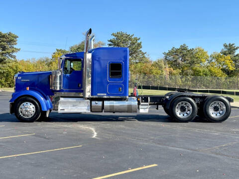 2016 Kenworth W900