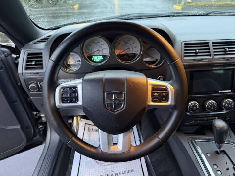 2012 Dodge Challenger SXT