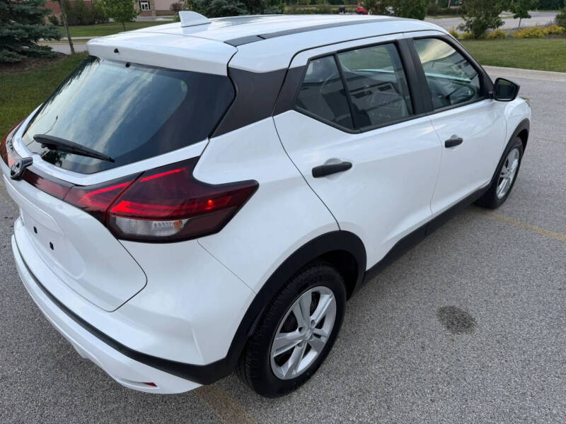 2023 Nissan Kicks S