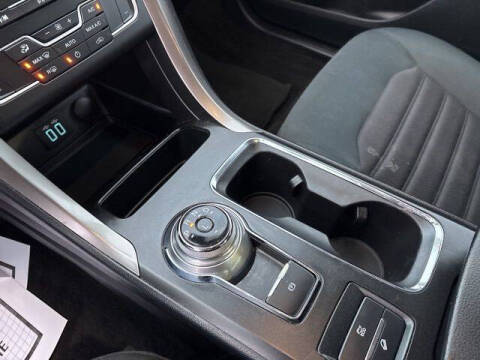 2019 Ford Fusion Hybrid SE