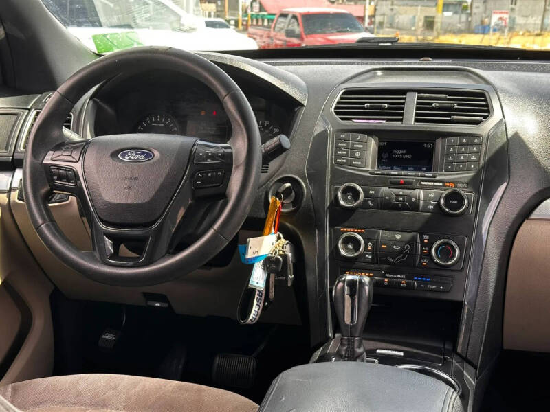 2019 Ford Explorer
