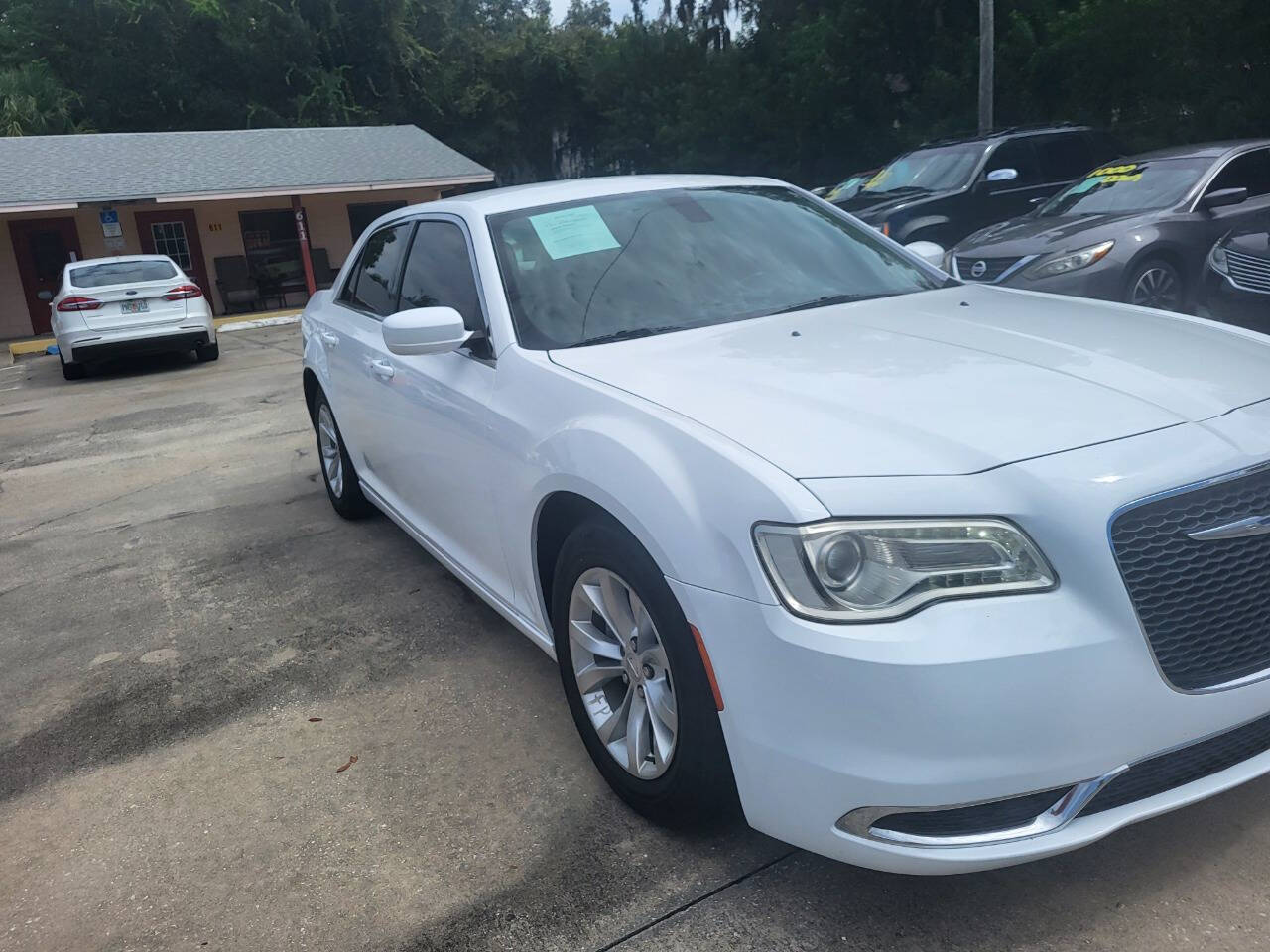 2016 Chrysler 300 for sale at FAMILY AUTO BROKERS in Longwood, FL