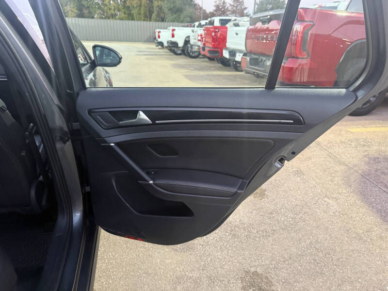 2018 Volkswagen Golf R 4Motion