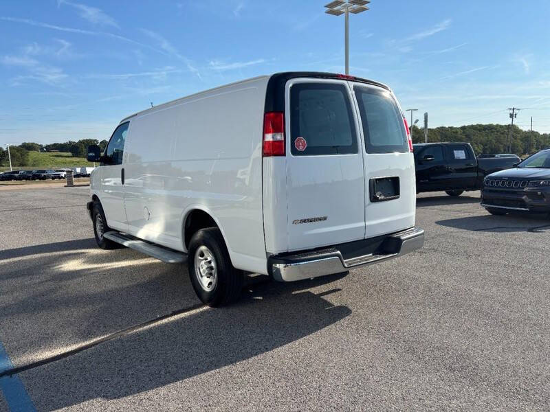2024 Chevrolet Express 2500