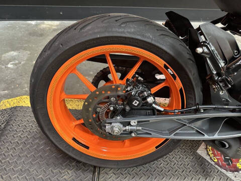 2020 KTM 200 Duke