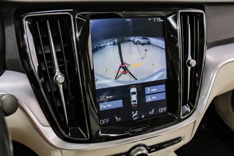 2019 Volvo S60 T5 Momentum