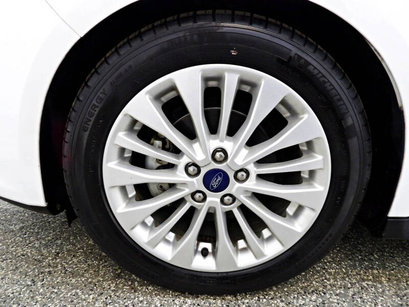 2017 Ford C-MAX Hybrid SE