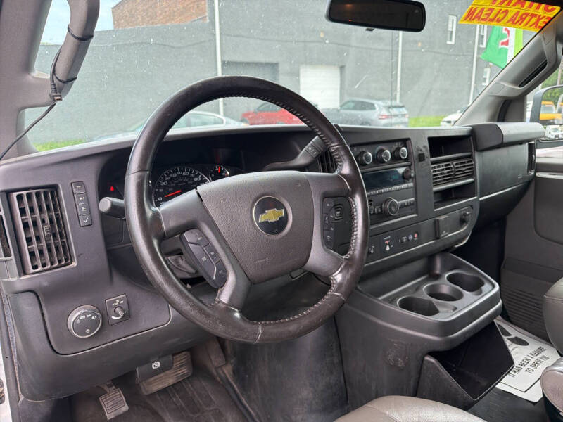 2020 Chevrolet Express 3500