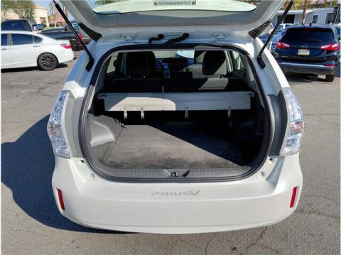 2014 Toyota Prius v