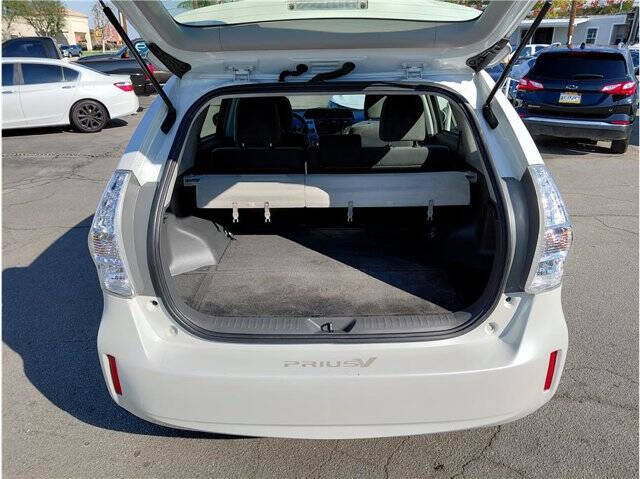 2014 Toyota Prius v