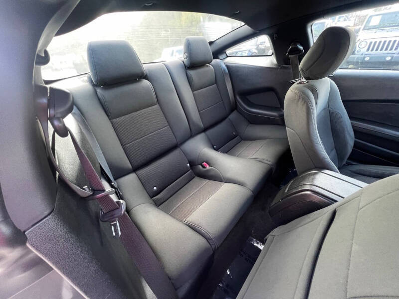 2014 Ford Mustang V6