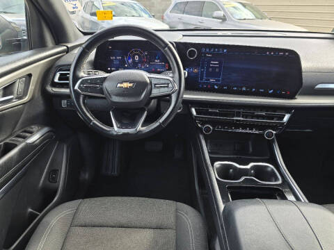 2024 Chevrolet Traverse LT