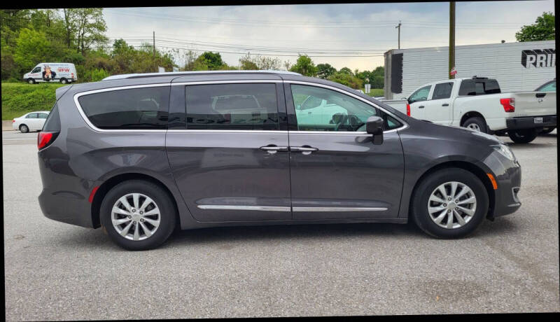 2018 Chrysler Pacifica Touring L
