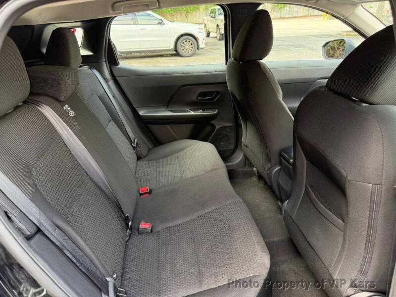 2025 Nissan Kicks S