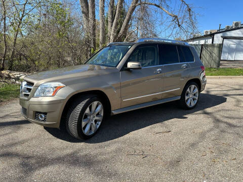 2010 Mercedes-Benz GLK for sale at Family Auto Sales llc in Fenton MI