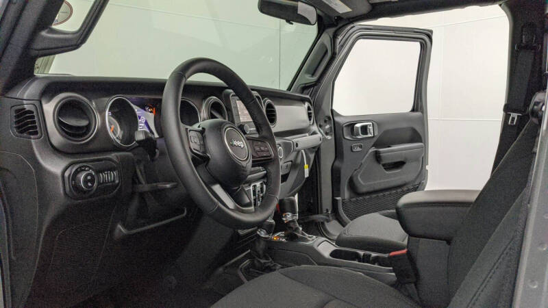 2021 Jeep Gladiator Willys