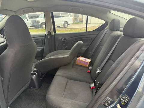 2016 Nissan Versa 1.6 S