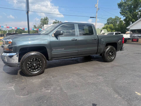 2017 Chevrolet Silverado 1500 LT Photo
