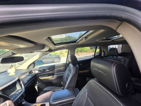 2018 GMC Acadia Denali