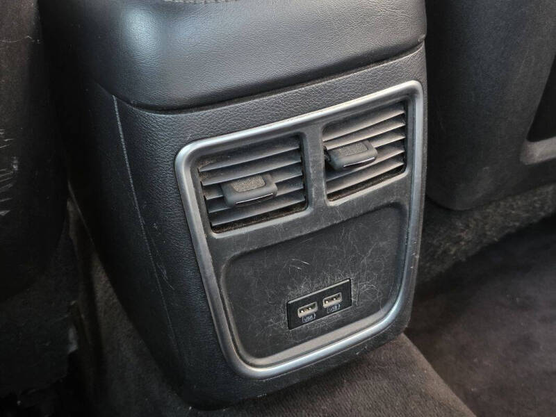 2018 Dodge Charger SXT