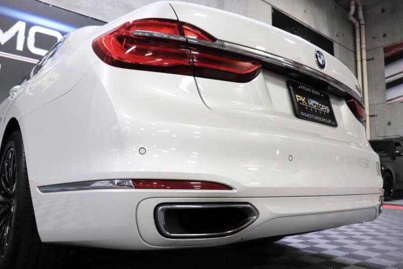 2016 BMW 7 Series 740i