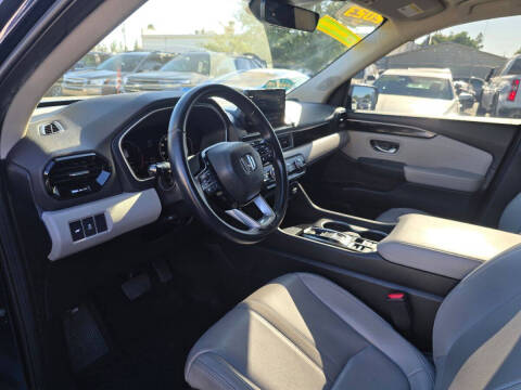 2023 Honda Pilot Touring
