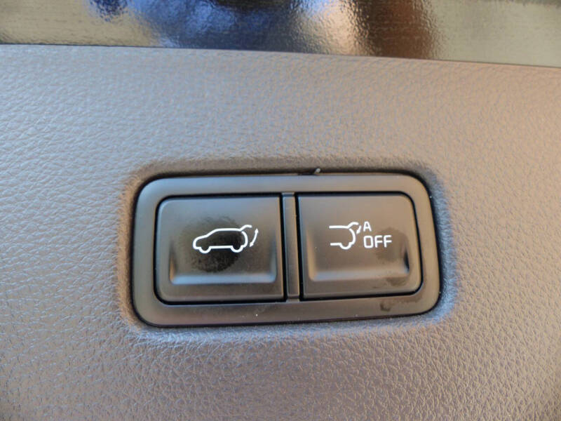 2025 Kia Carnival EX