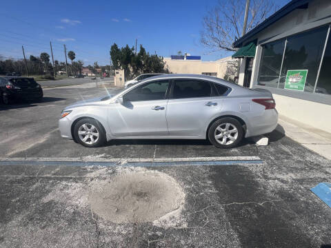 2018 Nissan Altima for sale at Interstate Wrecker Sales in Deland FL