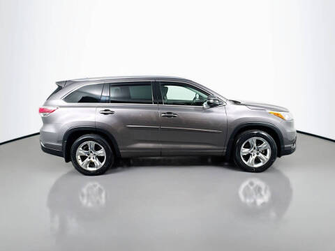 2015 Toyota Highlander